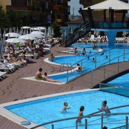 Apartament Militari Residence Roşu Kültér fotó