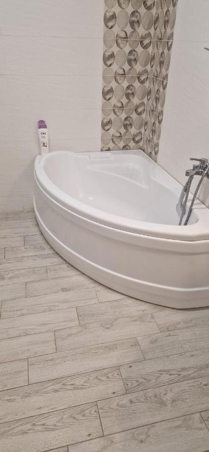 Apartament Militari Residence Roşu Kültér fotó